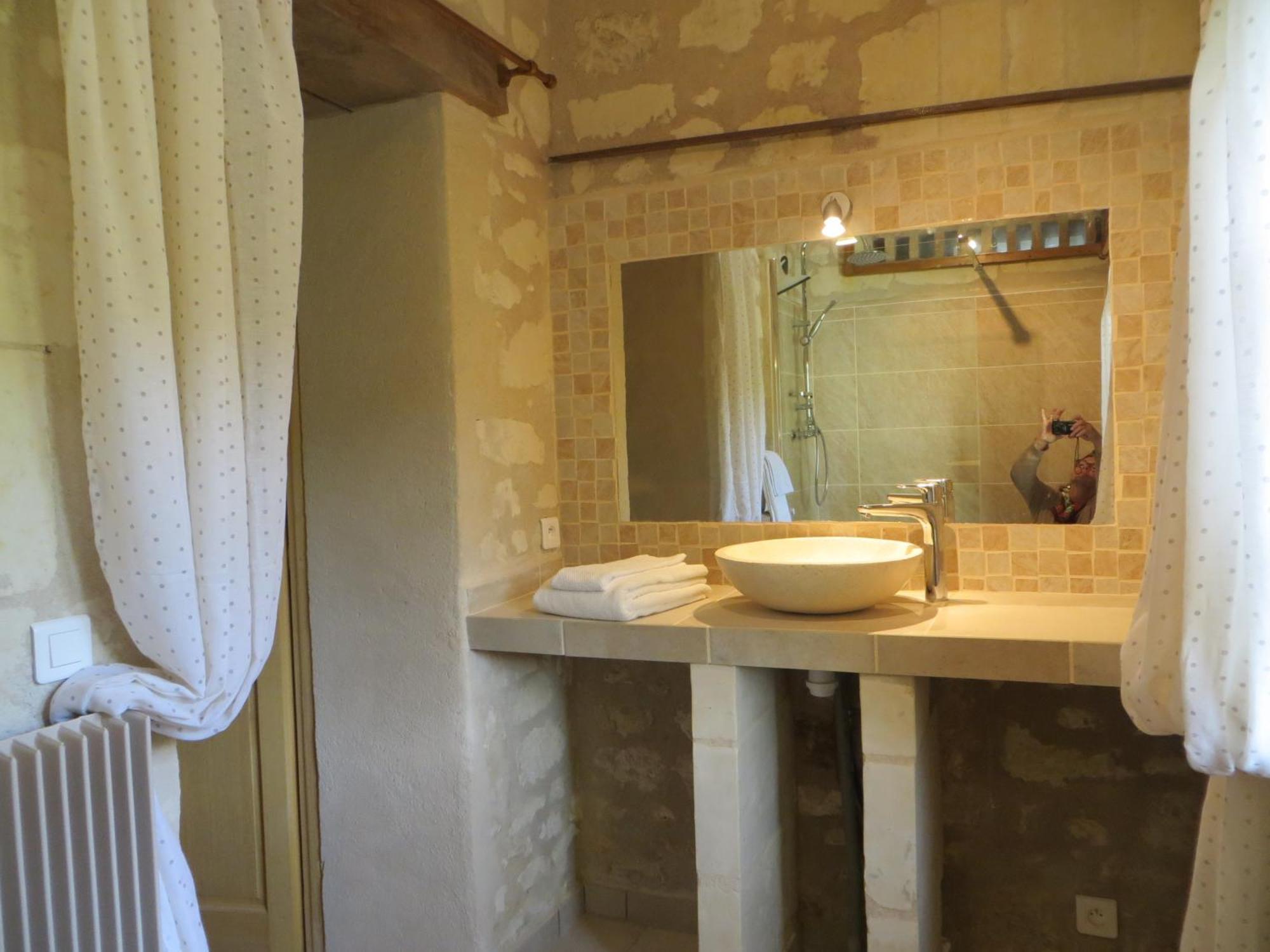 Chateau De Salvert - 4 Gites - 32 Personnes Neuillé Esterno foto