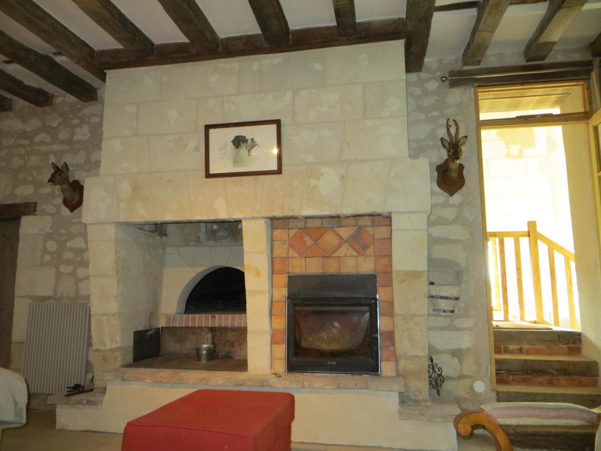 Chateau De Salvert - 4 Gites - 32 Personnes Neuillé Esterno foto